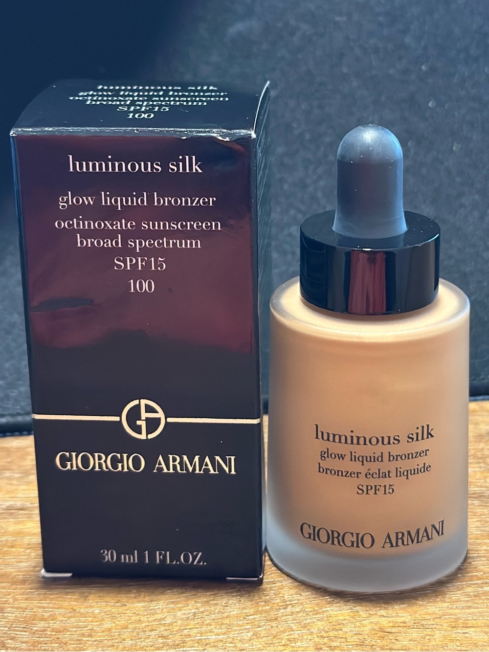 Giorgio Armani Luminous Silk Glow Liquid Bronzer -SPF 15 Shade 100